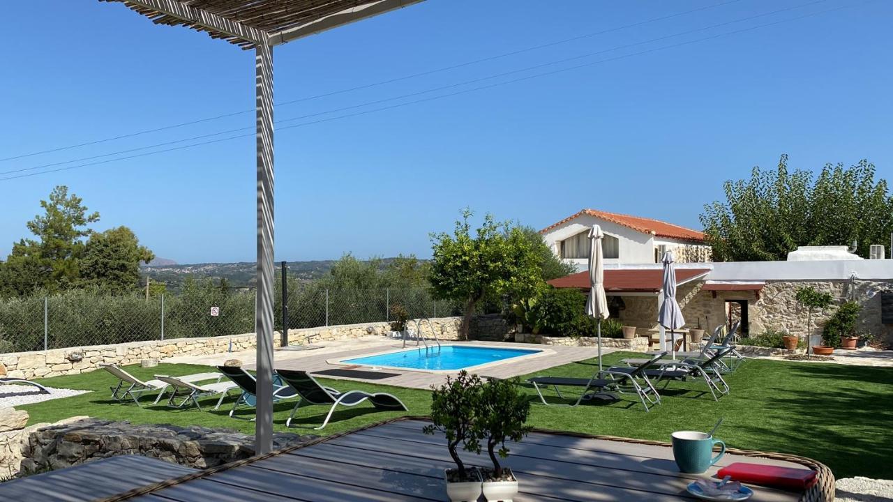 Old Stone Villa In Apokoronas Villa Nostalgia Kreta Fílippos Exterior photo